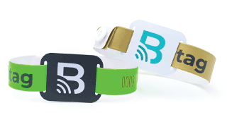 Brazalete de vinil con placa RFID